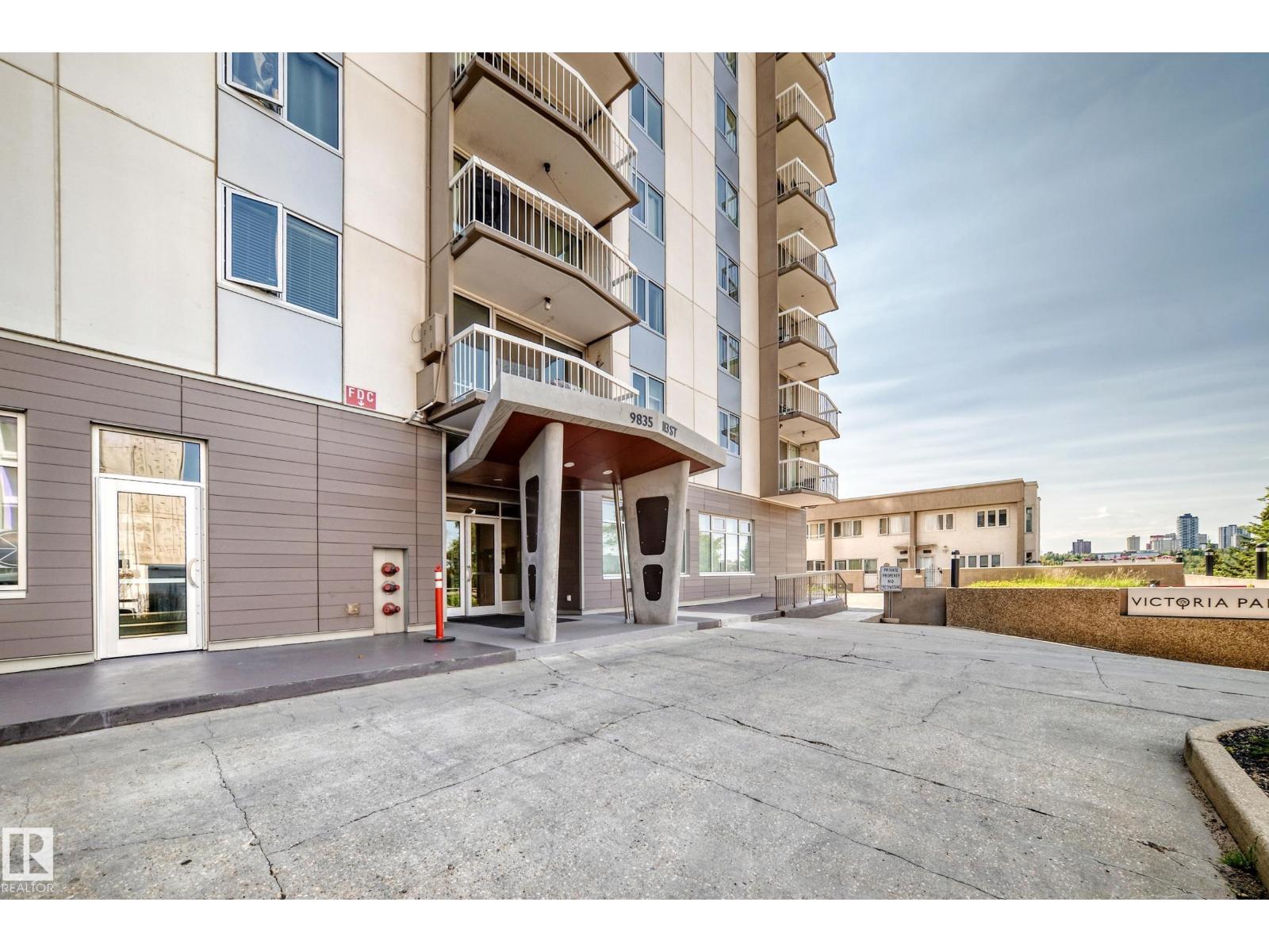 #407 9835 113 ST NW - 42