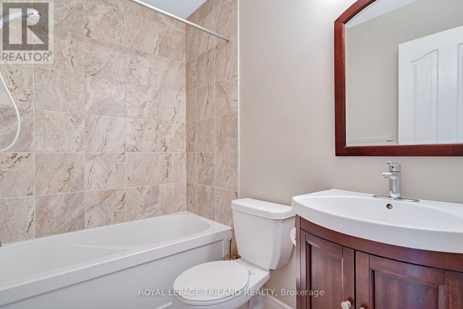 35 CASSIE CRESCENT - Image 29