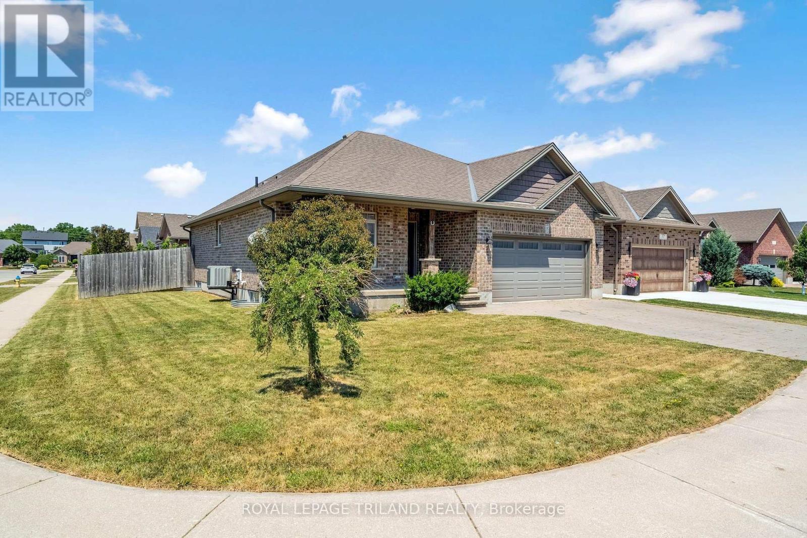 35 CASSIE CRESCENT - Image 4