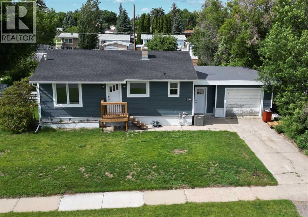 4931 54 Avenue - 29