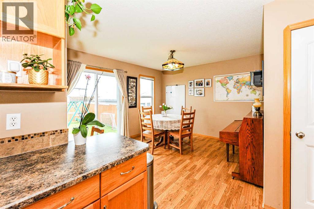 7310 46 Avenue - 8