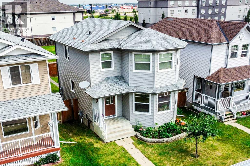 7310 46 Avenue - 2