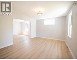 4pc Bathroom - 5198 Manson Ave, Powell River, BC V8A3P1 Photo 10