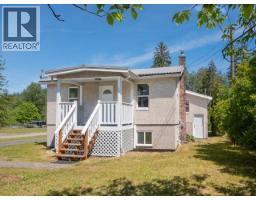 Primary Bedroom - 5198 Manson Ave, Powell River, BC V8A3P1 Photo 8