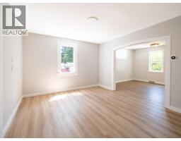 5198 Manson Ave, Powell River, BC V8A3P1 Photo 19