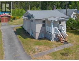 5198 Manson Ave, Powell River, BC V8A3P1 Photo 42