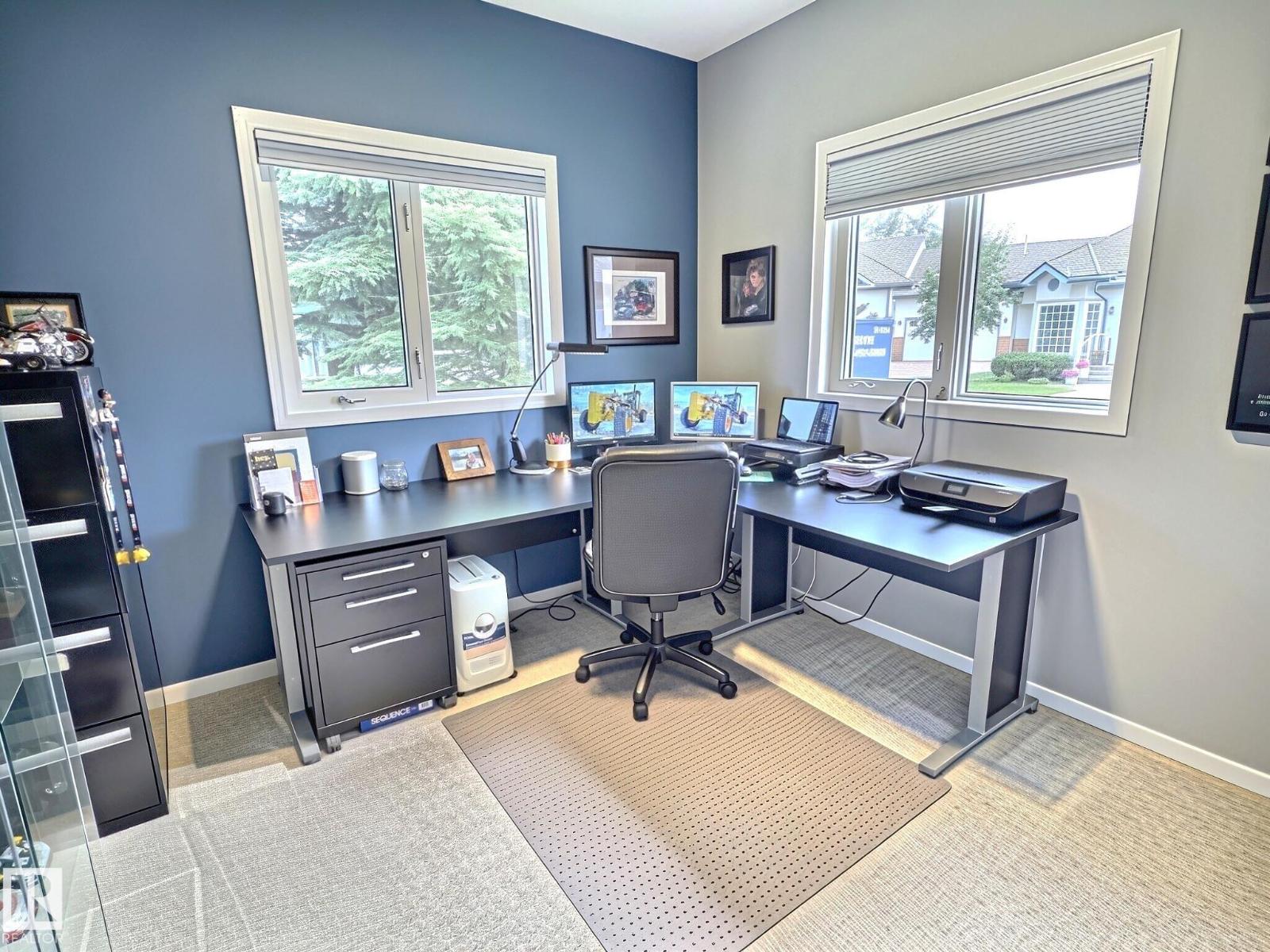 #17 10 Blackburn DR SW - 17