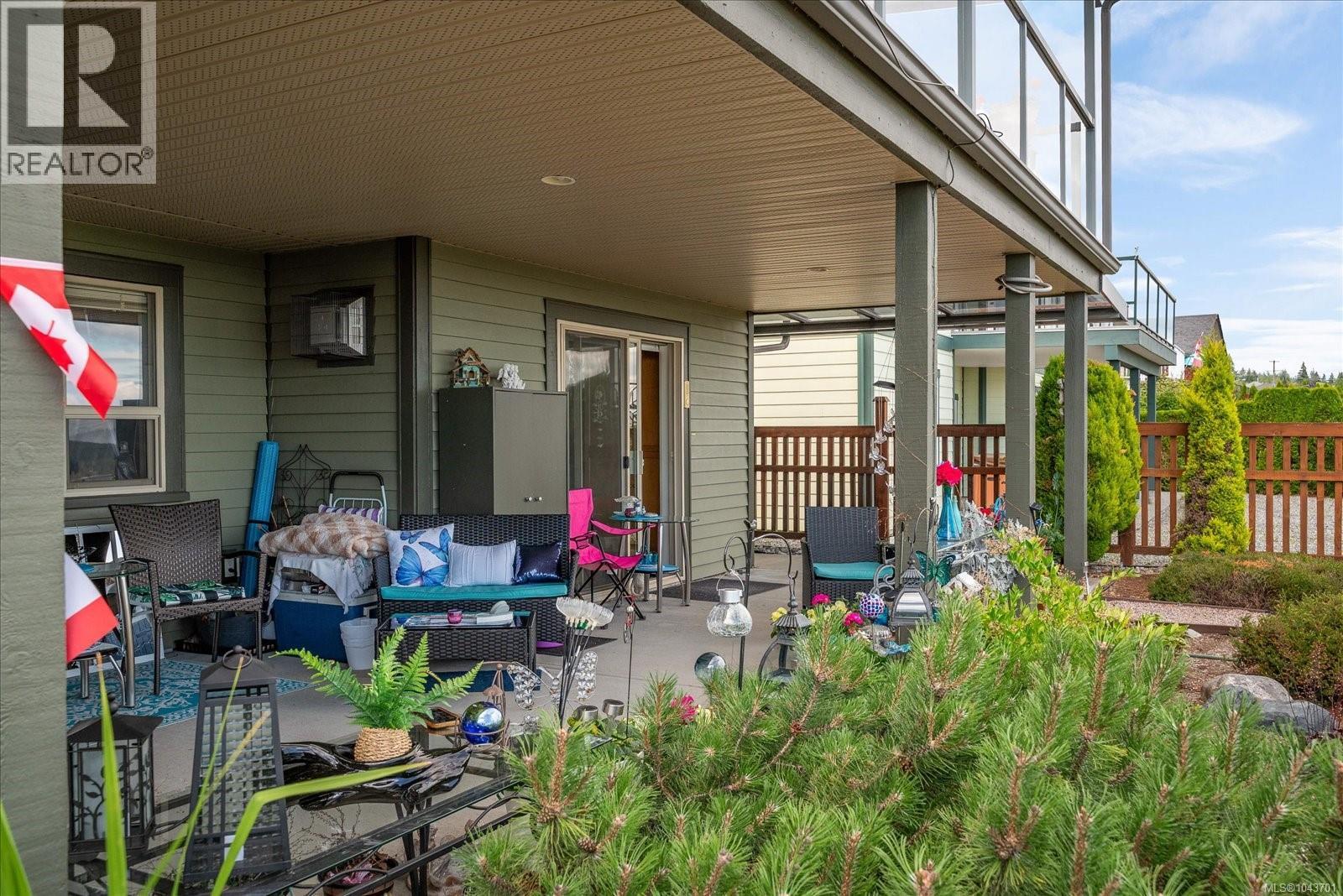 517 Douglas St - 33