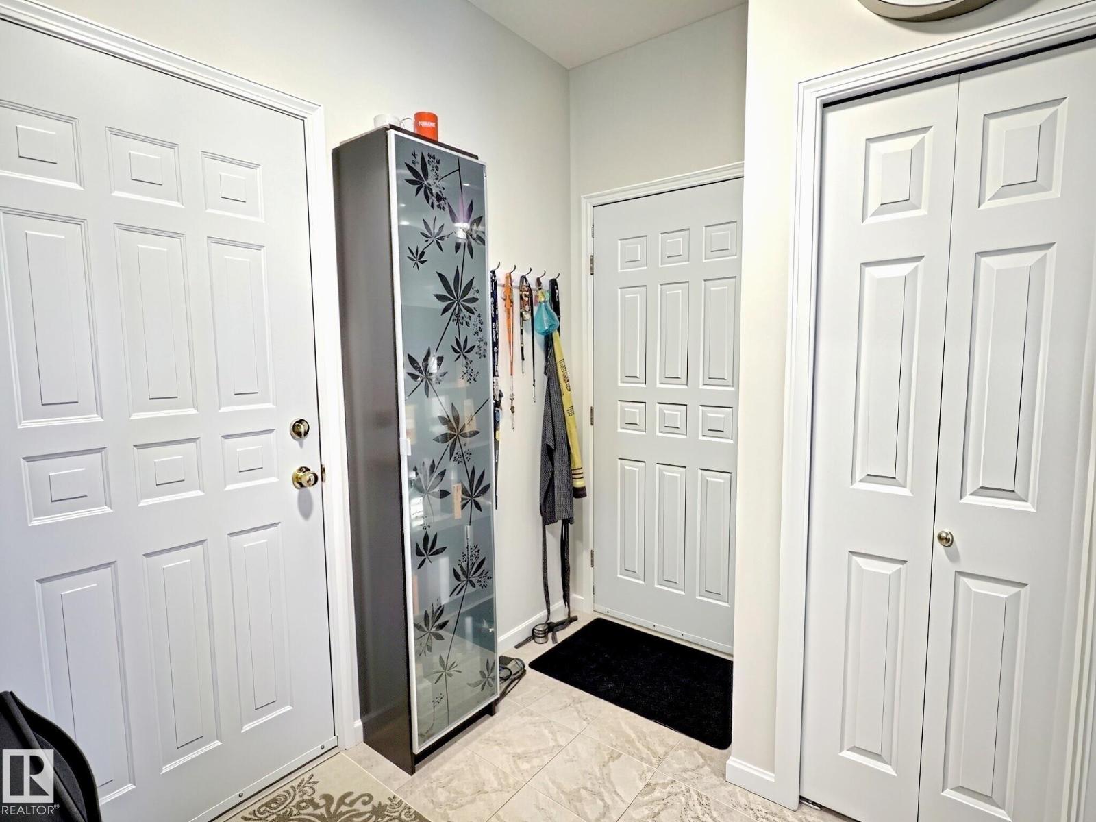 #17 10 Blackburn DR SW - 21