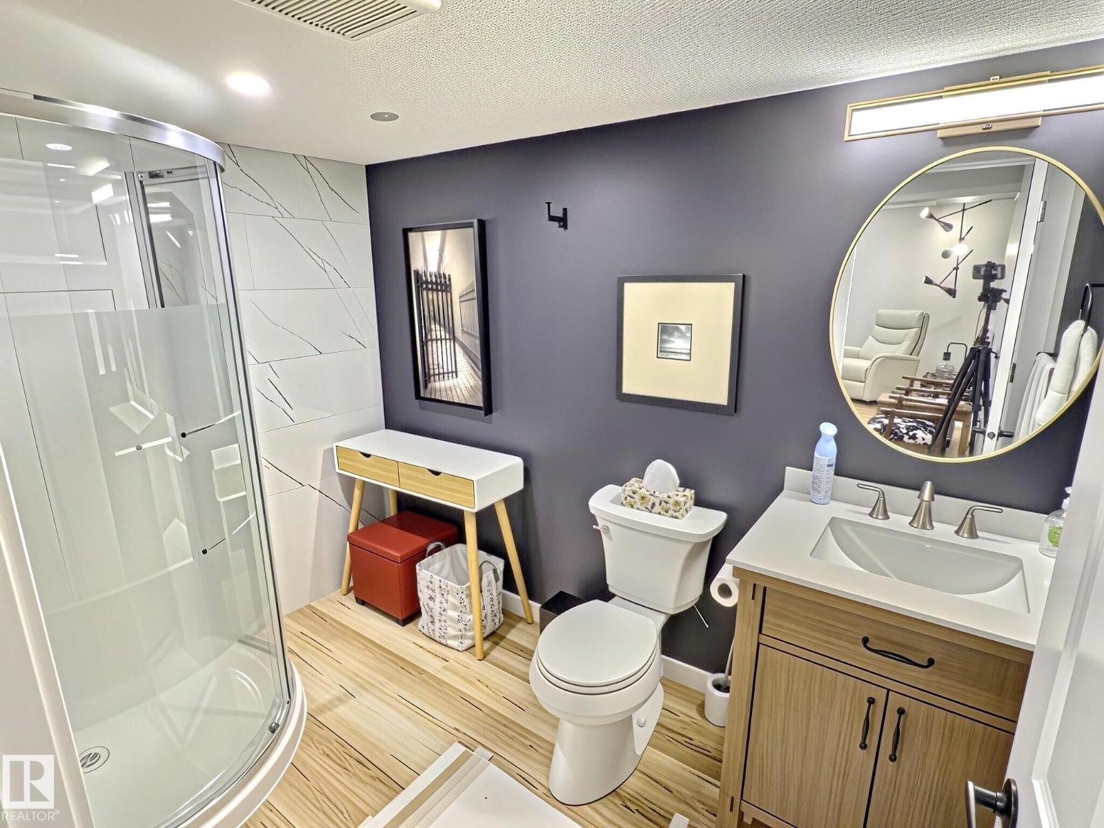 #17 10 Blackburn DR SW - 27
