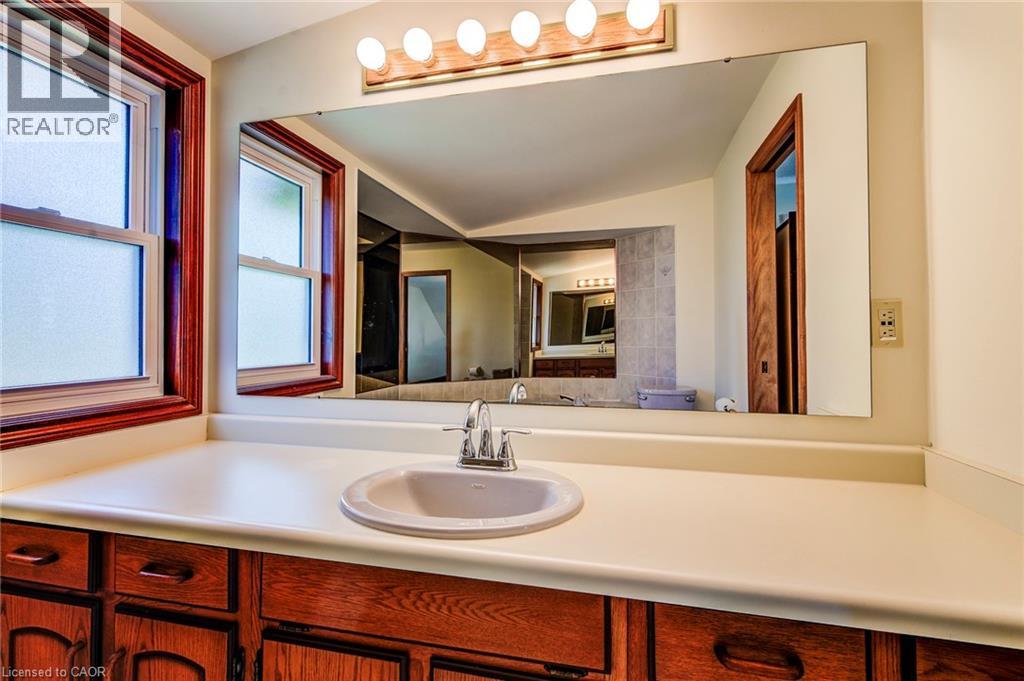323 AUBURN Drive - 32