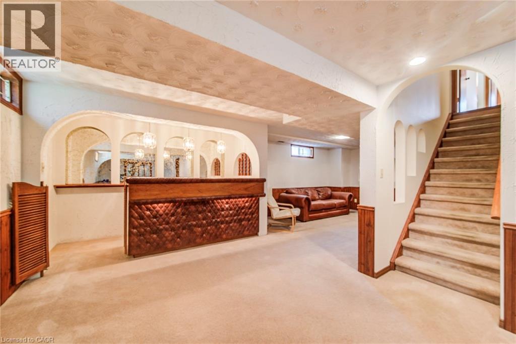 323 AUBURN Drive - Image 38