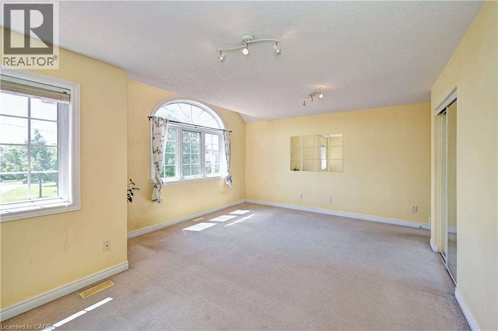 58 DOON MILLS Drive - Image 32