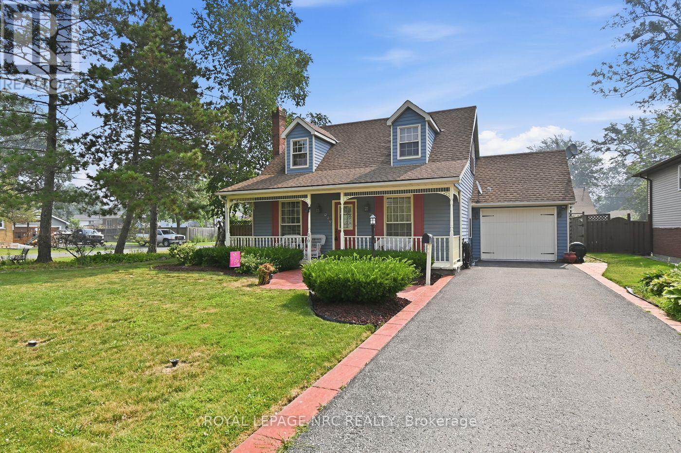 570 LAKESIDE ROAD - 1