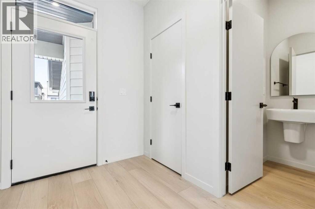 59 Creekside Rise SW - Image 4
