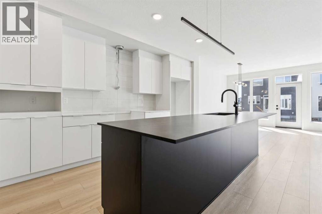 59 Creekside Rise SW - Image 6