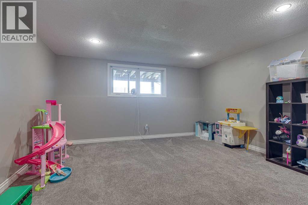 4646 58 Avenue - 25