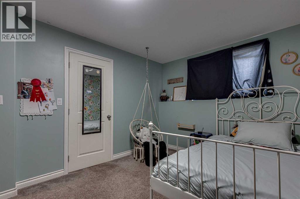 4646 58 Avenue - 34