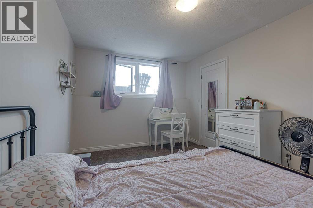 4646 58 Avenue - 37
