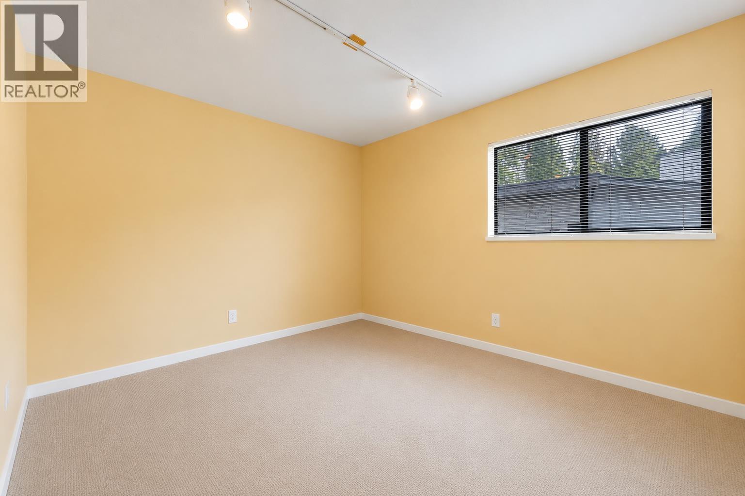 820 SEYMOUR BOULEVARD, North Vancouver
