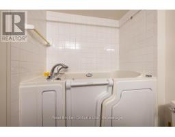 623 - 50 Richmond Street E, Oshawa, ON L1G7C7 Photo 20
