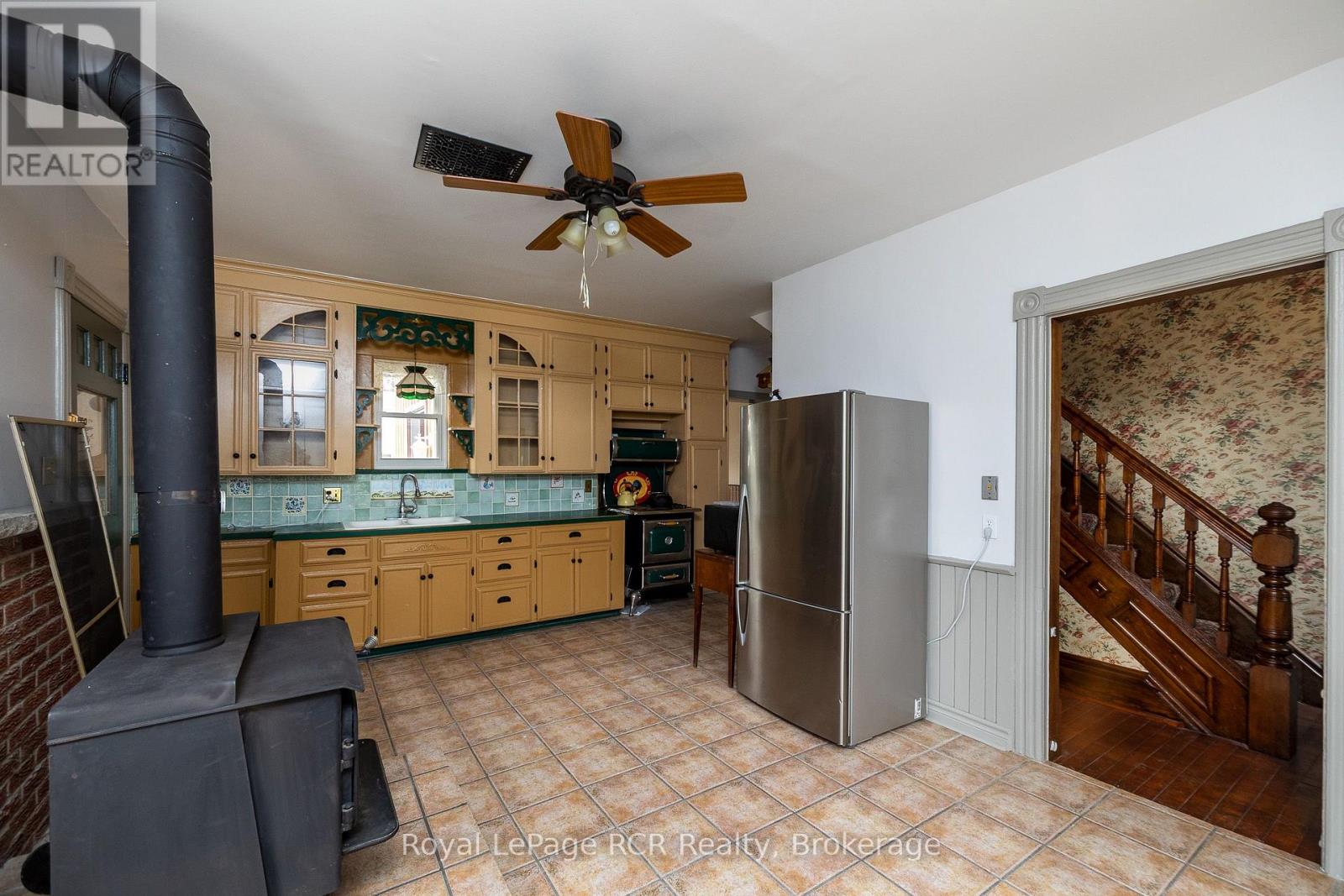611808 SOUTHGATE SIDEROAD 61 - 9