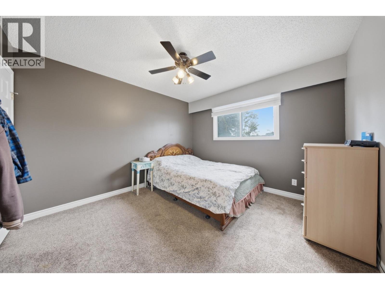 9903 84 STREET - 12