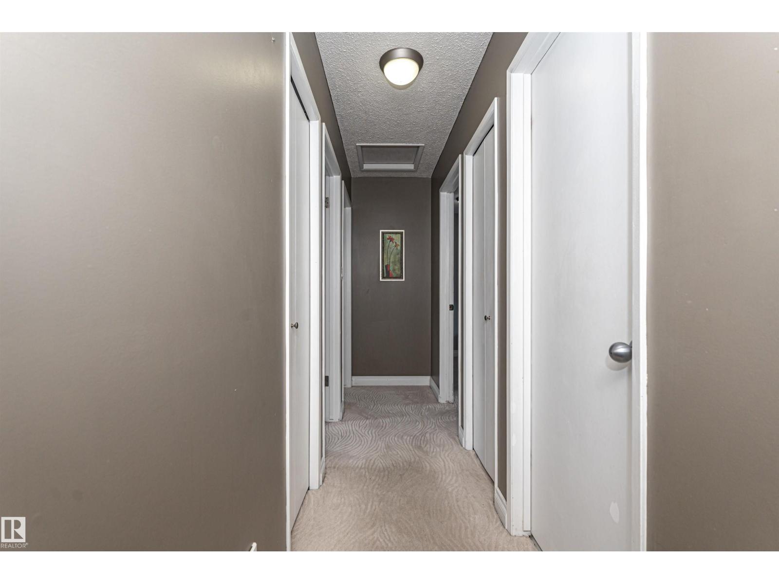 11512 24 AV NW - 18