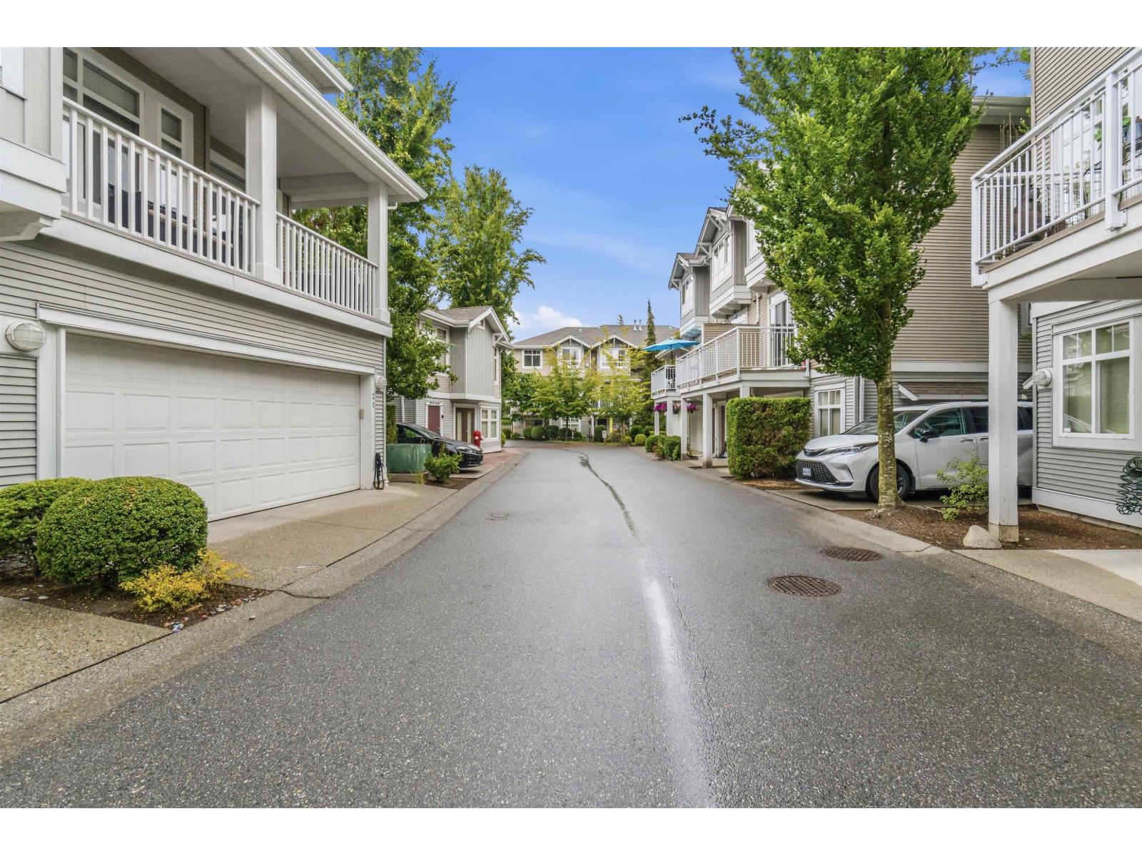 2 Bed, 2 Bath House for Sale in Surrey – 19 15068 58 AVENUE, Surrey – MLS# R3147855 - Image 28