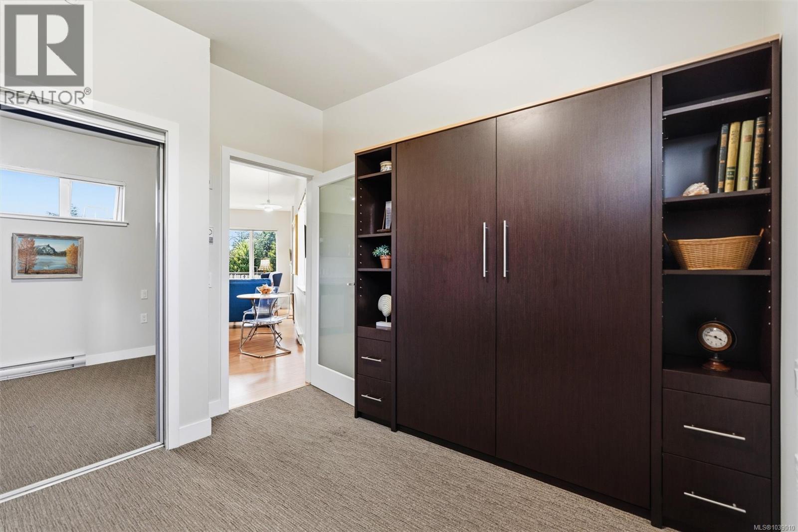 #304 4040 Borden St - 19