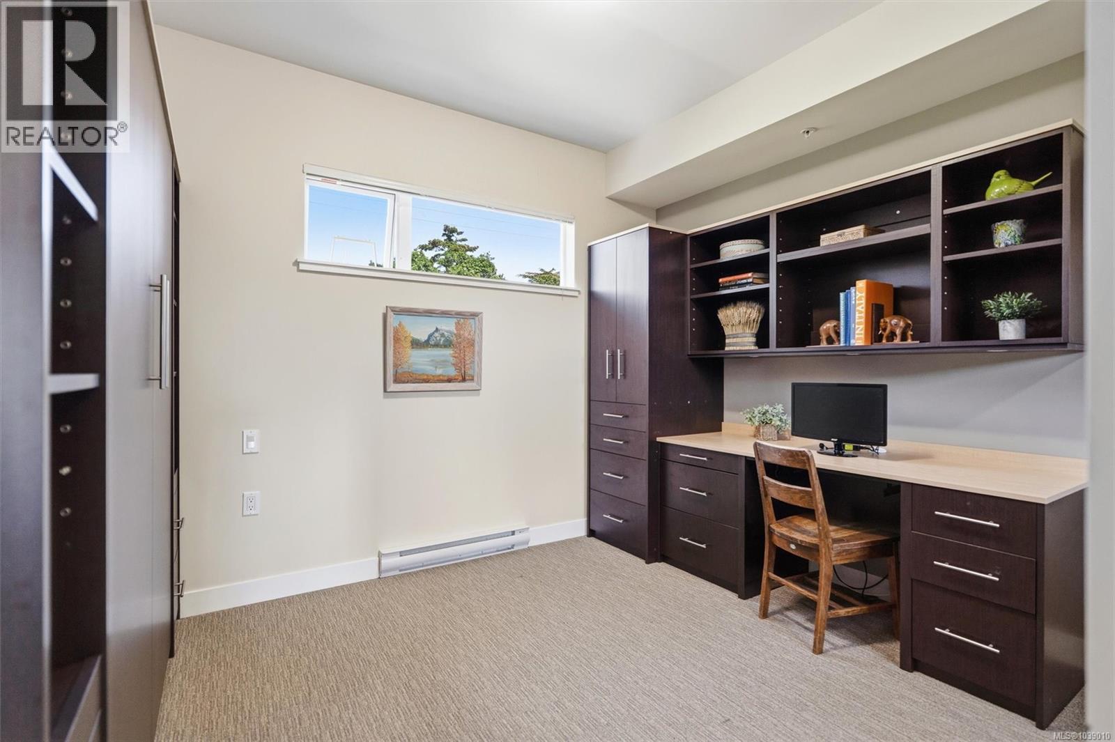 #304 4040 Borden St - 18