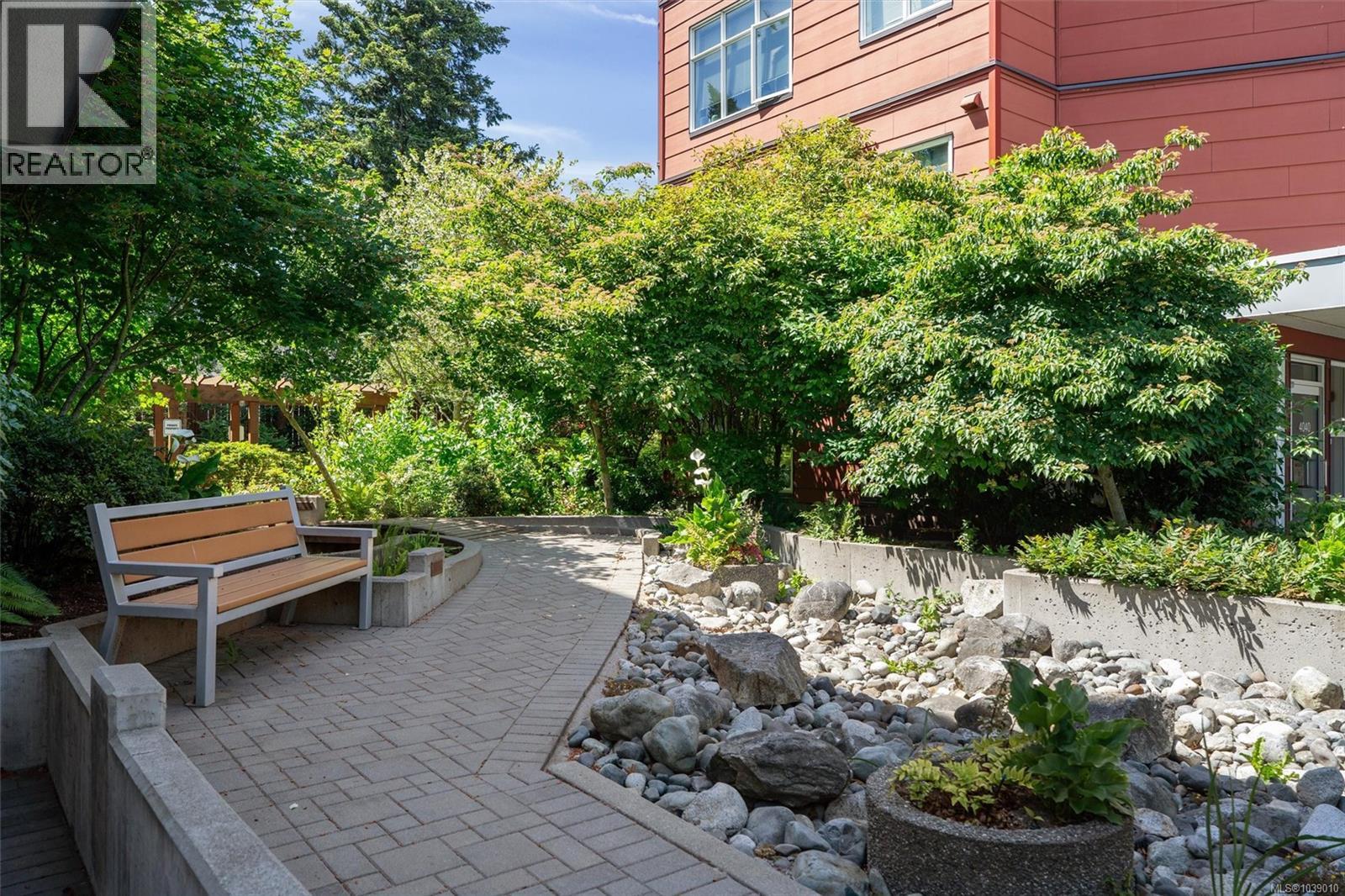 #304 4040 Borden St - 22