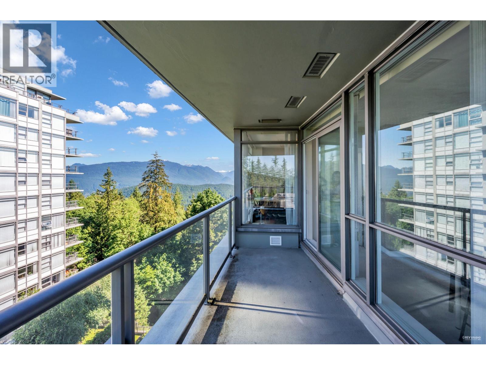 2 Bed, 2 Bath House for Sale in Burnaby – 1007 9222 UNIVERSITY CRESCENT, Burnaby – MLS# R3137101 - Image 20