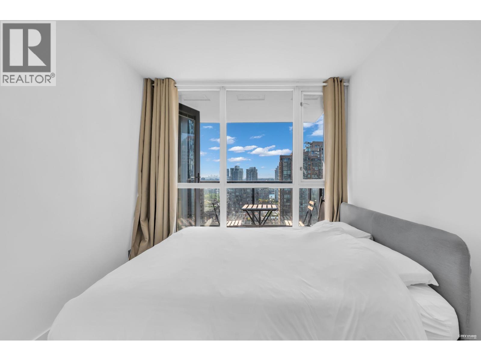 1705 1155 SEYMOUR STREET, Vancouver