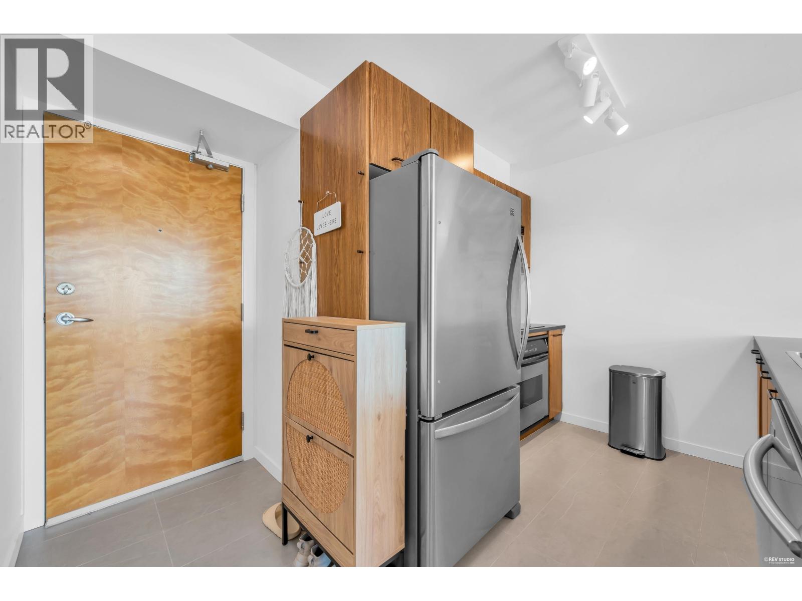 1705 1155 SEYMOUR STREET, Vancouver