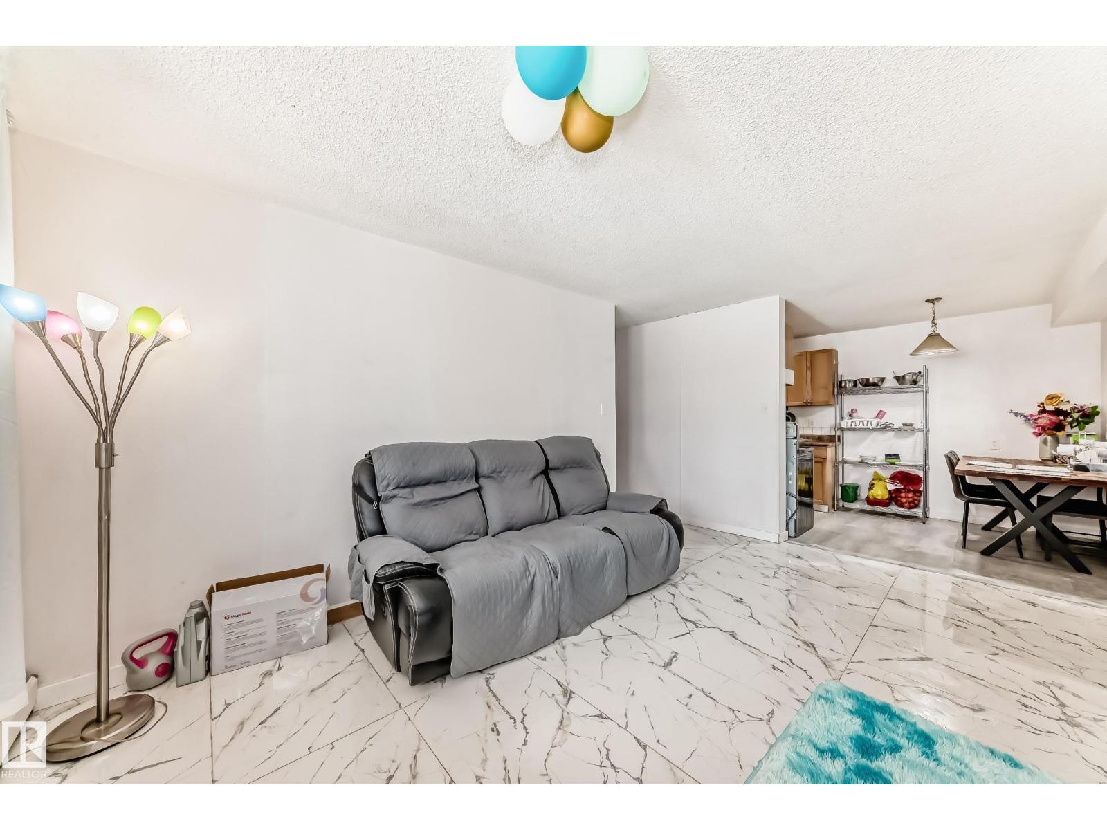 #5C 5715 133 AV NW - 12