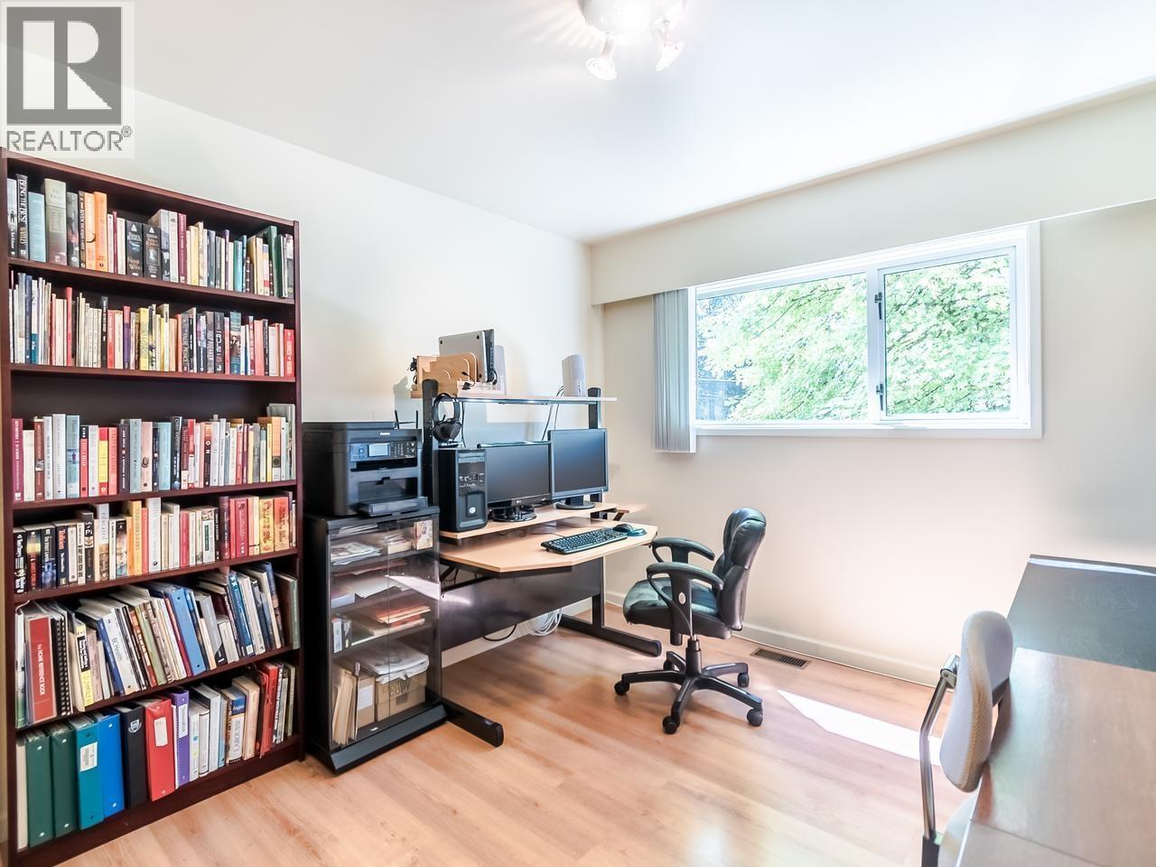 4 Bed, 2 Bath House for Sale in Coquitlam – 755 EGMONT AVENUE, Coquitlam – MLS# R3147996 - Image 29