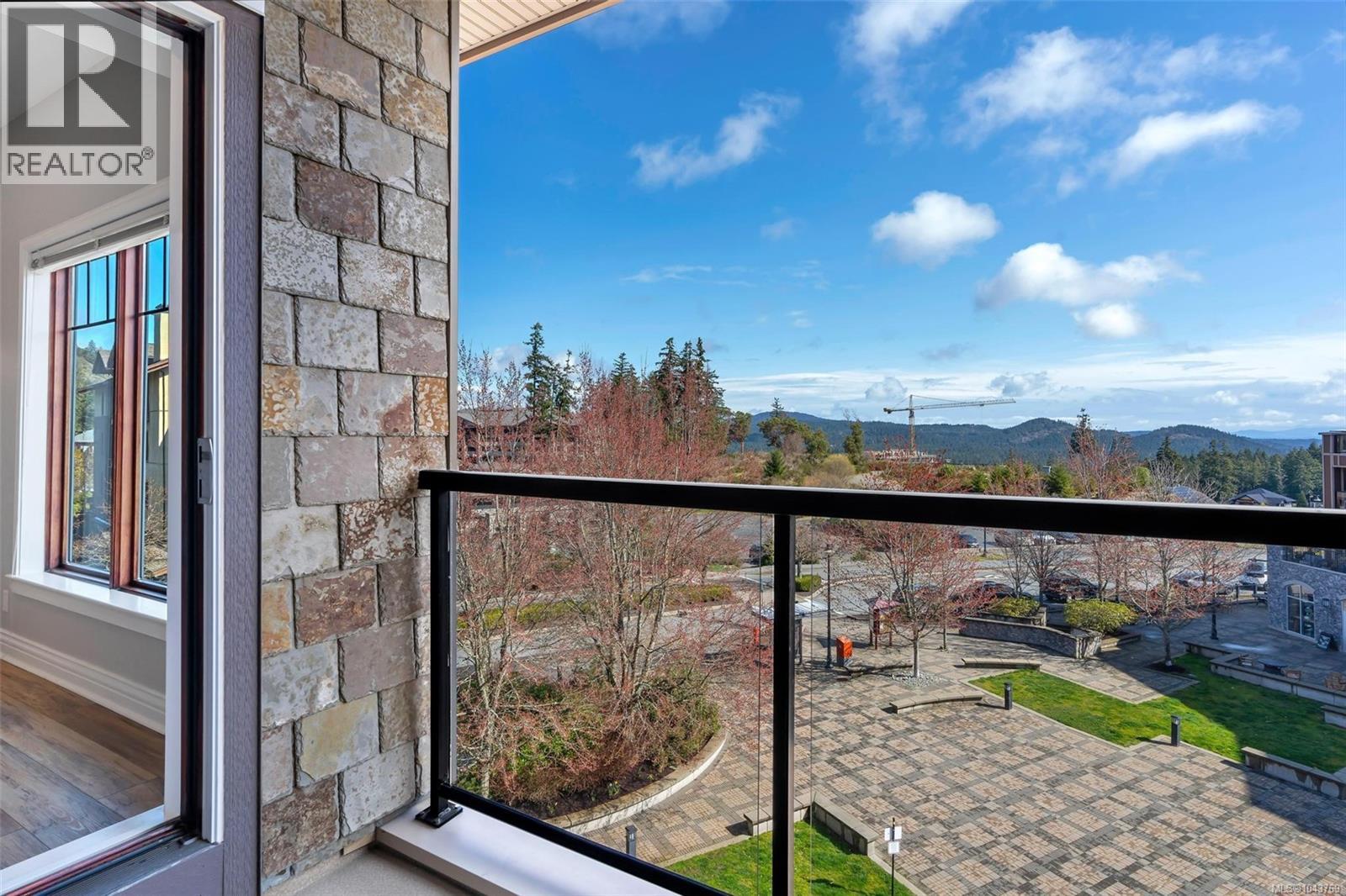 405 1335 Bear Mountain Parkway, Langford