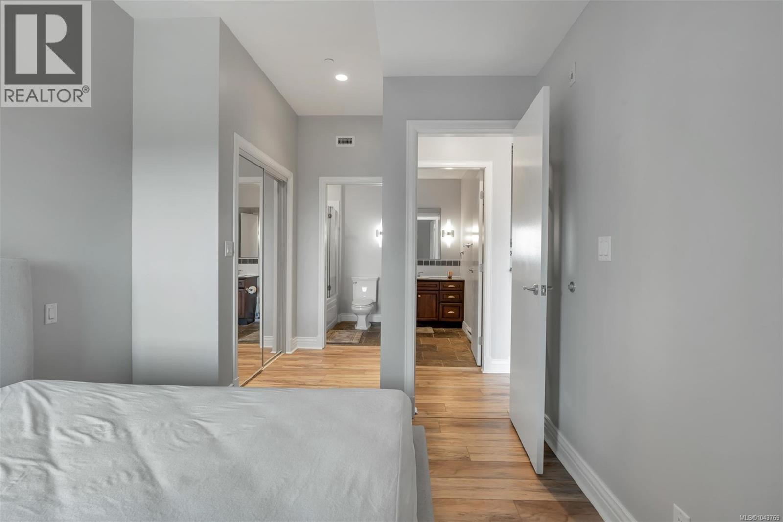 405 1335 Bear Mountain Parkway, Langford
