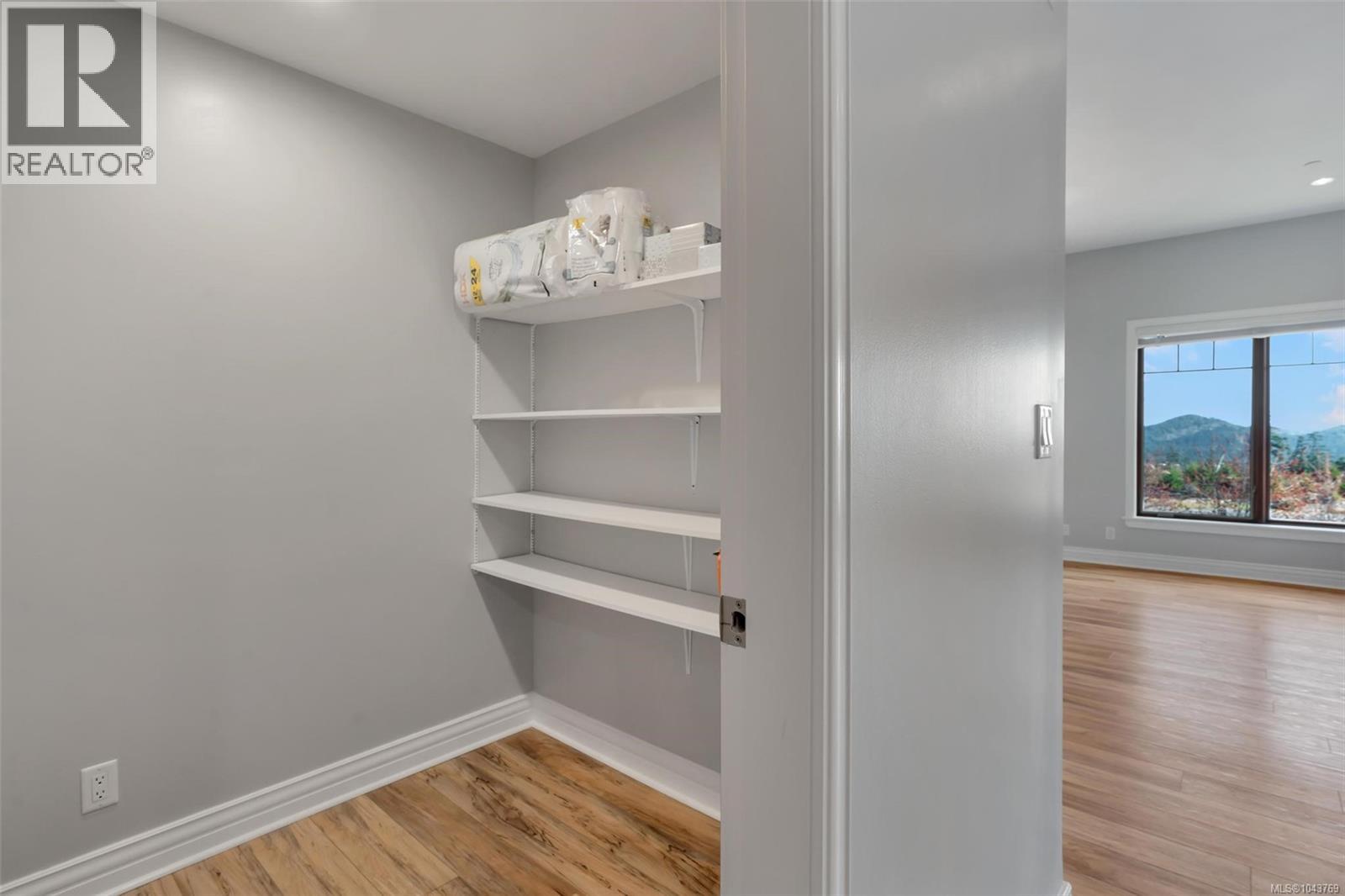 405 1335 Bear Mountain Parkway, Langford