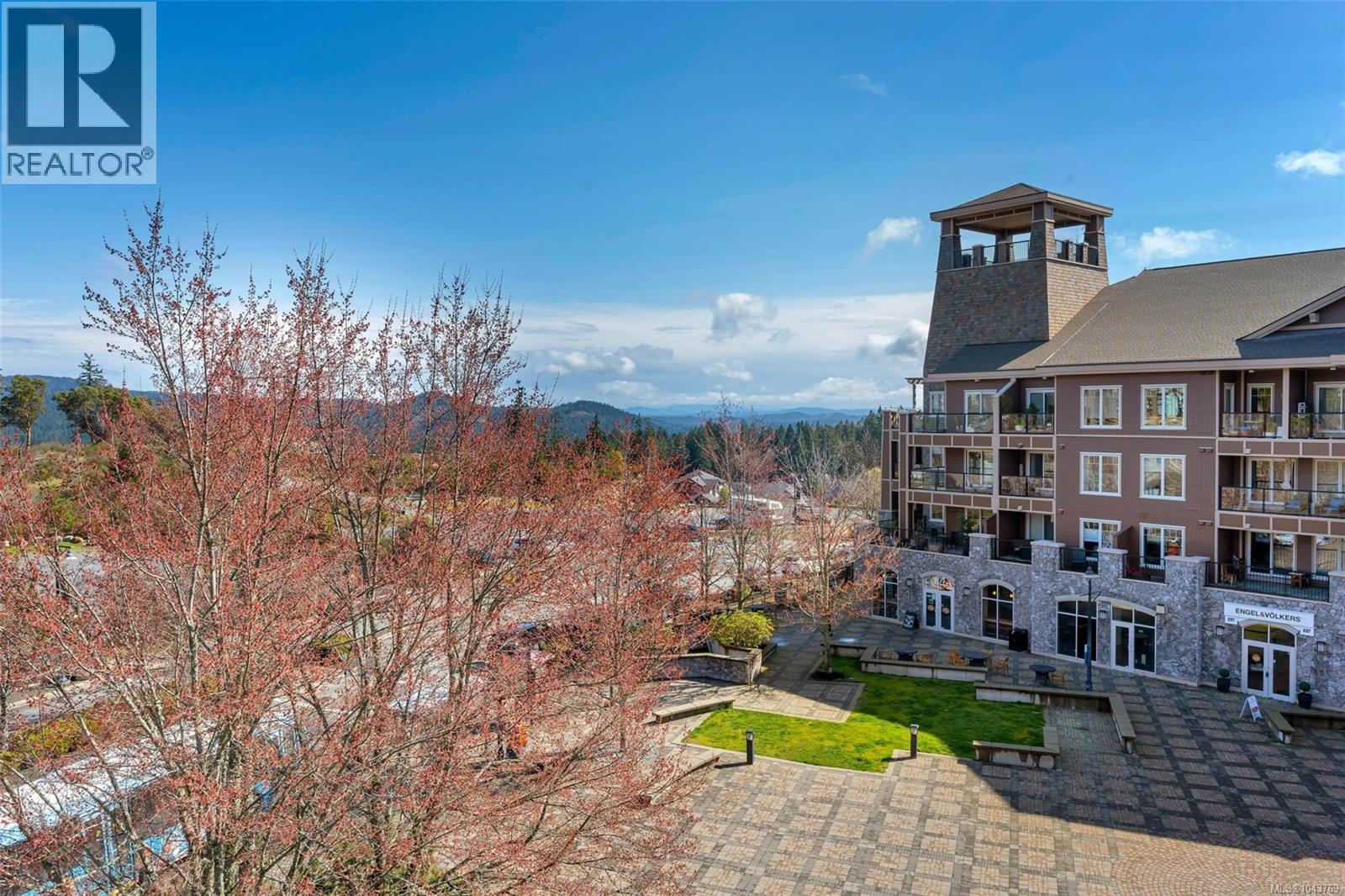 405 1335 Bear Mountain Parkway, Langford