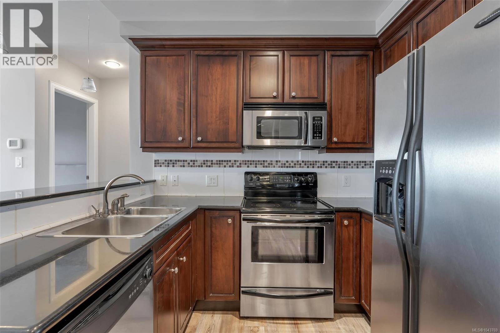 #405 1335 Bear Mountain Pkwy - 7