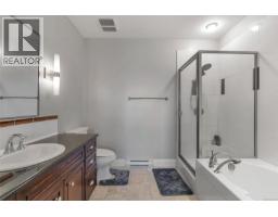 405 1335 Bear Mountain Pkwy, Langford, BC V9B6T9 Photo 14