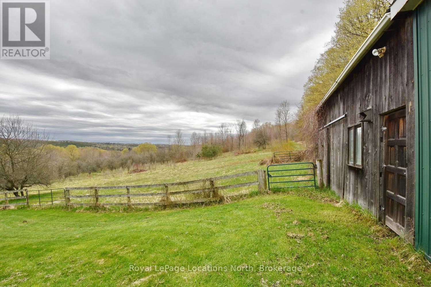 446070 JOHNSTON'S SIDE ROAD - 10