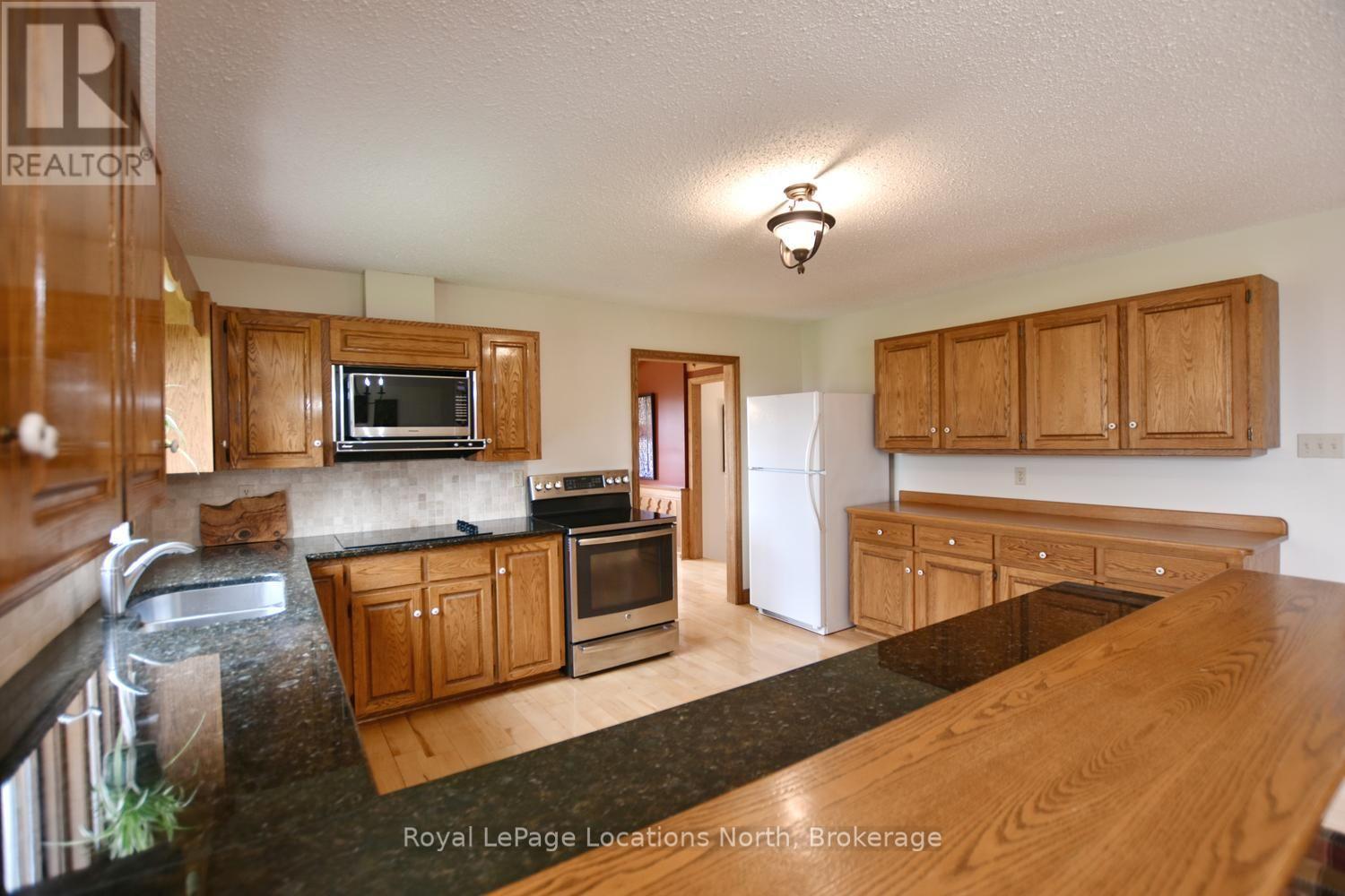 446070 JOHNSTON'S SIDE ROAD - 20