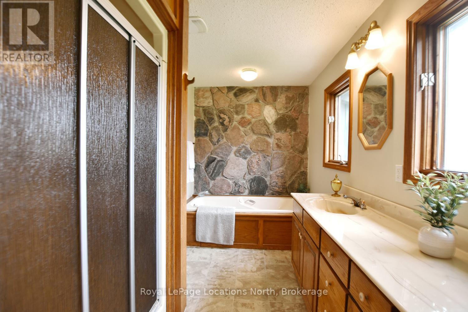 446070 JOHNSTON'S SIDE ROAD - 27