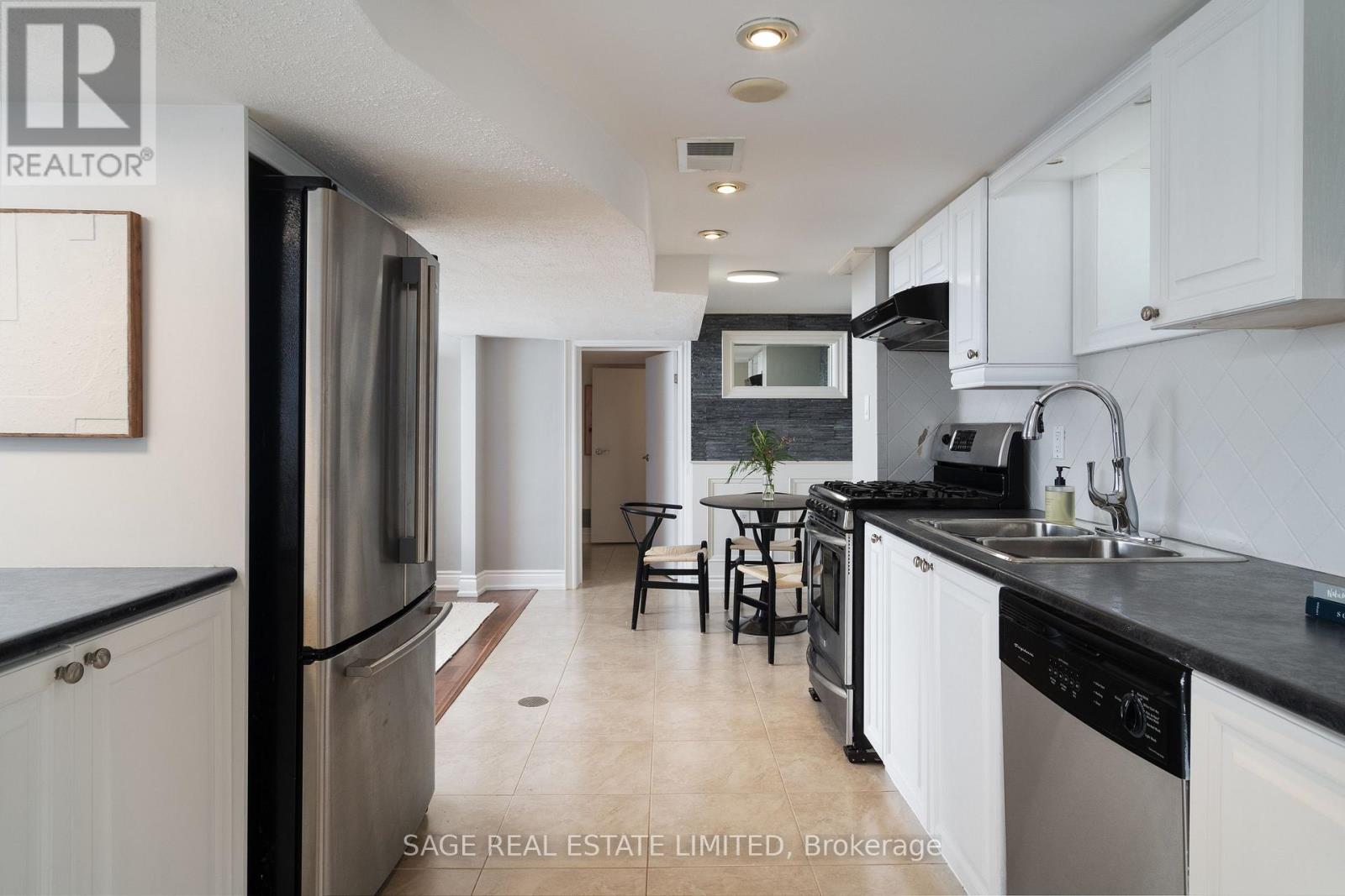 505 CALEDONIA ROAD - 27