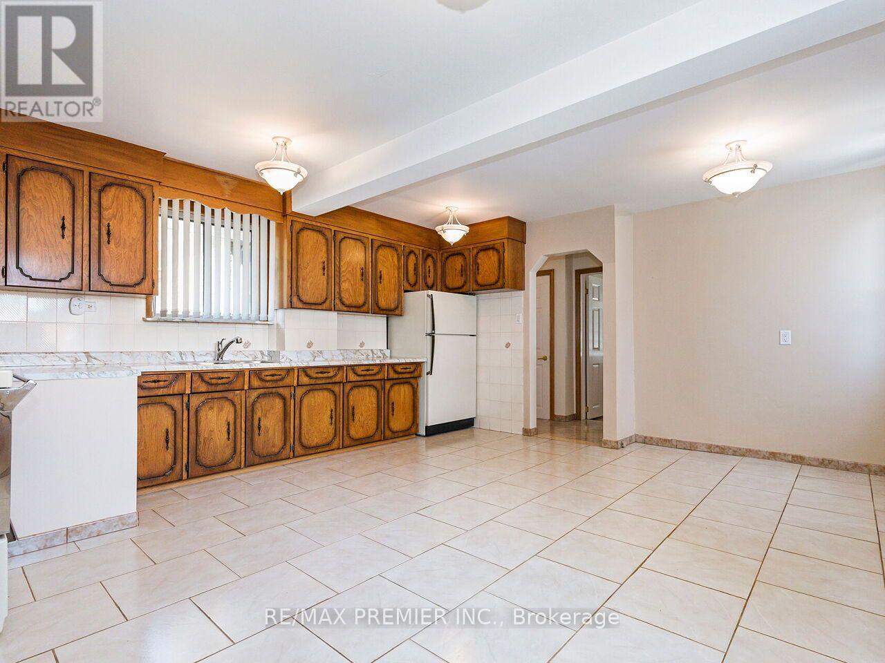 7 MAYALL AVENUE - 15