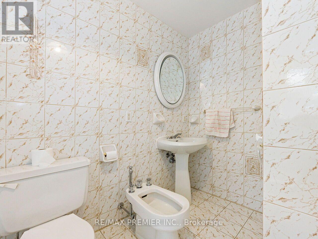 7 MAYALL AVENUE - 17