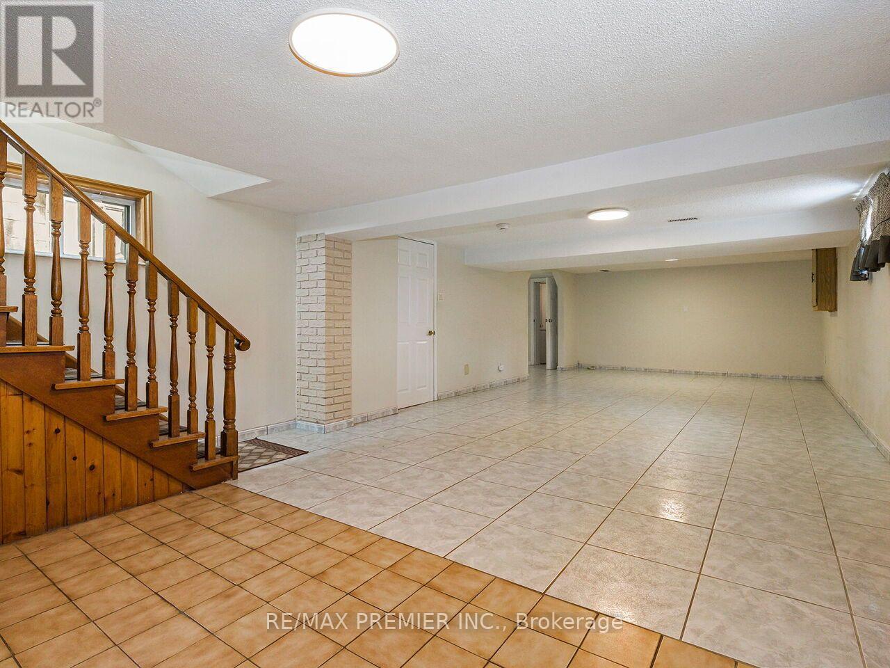 7 MAYALL AVENUE - 26